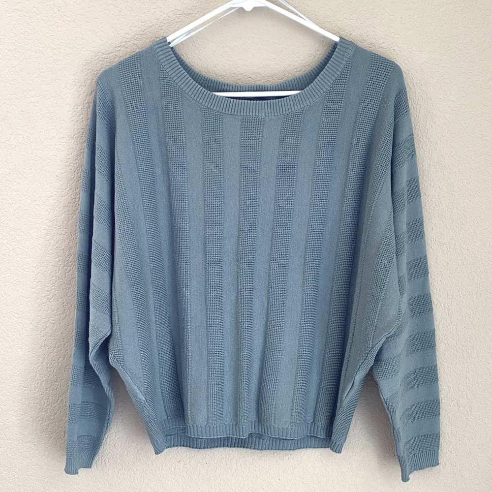 NWT Elegant Blue Women's Sweater